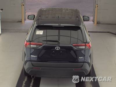 2023 Toyota RAV4 XLE - zdjęcie 5 z 20 - miniatura