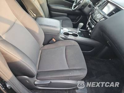 2019 Nissan Pathfinder S - zdjęcie 8 z 24 - miniatura