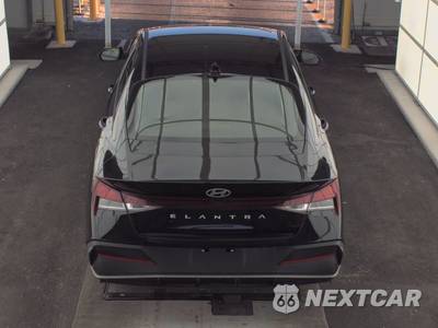 2025 Hyundai Elantra SE - zdjęcie 13 z 19 - miniatura