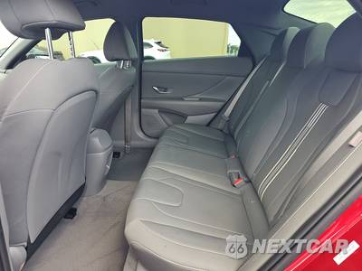 2025 Hyundai Elantra SEL Sport - zdjęcie 9 z 19 - miniatura