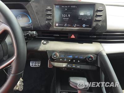 2025 Hyundai Elantra SEL Sport - zdjęcie 6 z 22 - miniatura