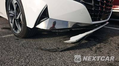 2023 Hyundai Elantra Hybrid Limited - zdjęcie 19 z 24 - miniatura