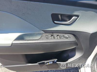 2024 Hyundai Kona Electric Limited - zdjęcie 15 z 21 - miniatura
