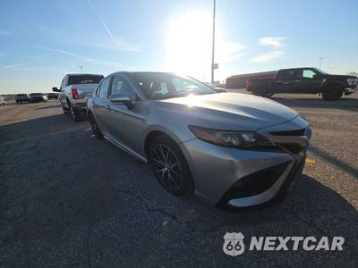 2021 Toyota Camry SE - zdjęcie 3 z 36 - miniatura