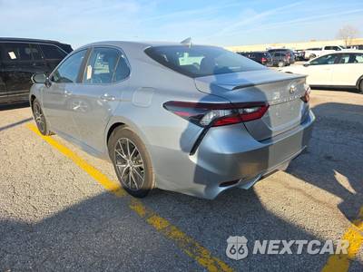 2021 Toyota Camry SE - zdjęcie 6 z 36 - miniatura