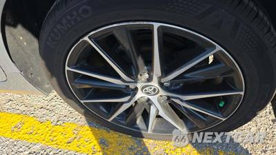 2021 Toyota Camry SE - zdjęcie 31 z 36 - miniatura