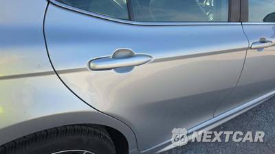 2021 Toyota Camry SE - zdjęcie 27 z 36 - miniatura