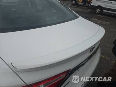 2015 Toyota Camry SE - zdjęcie 16 z 34 - miniatura