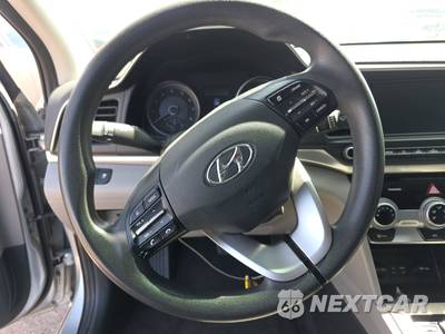 2019 Hyundai Elantra SEL Sedan - zdjęcie 34 z 51 - miniatura