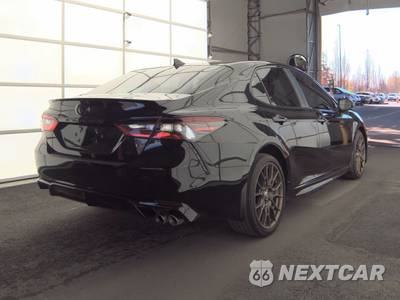 2023 Toyota Camry SE Nightshade Edition - zdjęcie 4 z 46 - miniatura