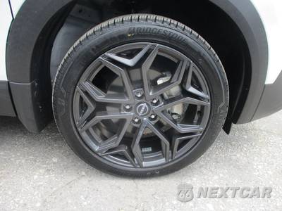2025 Nissan Kicks SR - zdjęcie 29 z 34 - miniatura