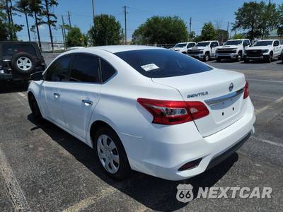 2019 Nissan Sentra S - zdjęcie 6 z 31 - miniatura
