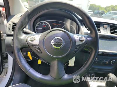 2019 Nissan Sentra S - zdjęcie 10 z 31 - miniatura