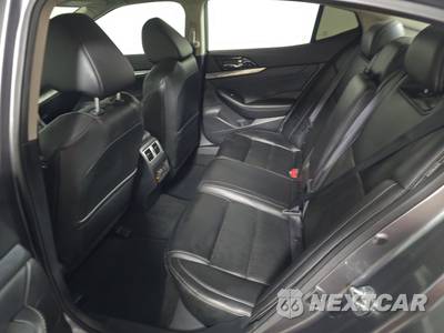 2023 Nissan Maxima SL - zdjęcie 13 z 27 - miniatura