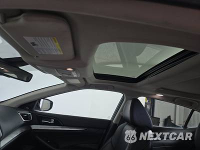 2023 Nissan Maxima SL - zdjęcie 17 z 34 - miniatura