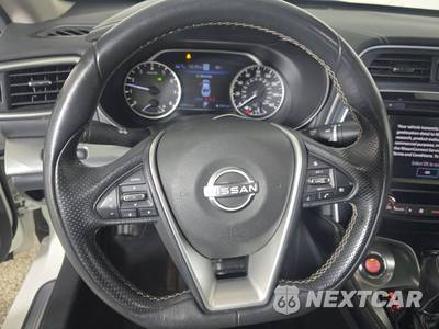 2023 Nissan Maxima SL - zdjęcie 10 z 27 - miniatura
