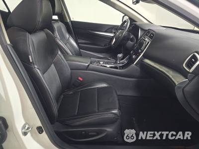 2023 Nissan Maxima SL - zdjęcie 8 z 27 - miniatura