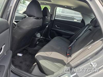 2025 Hyundai Elantra SEL Convenience - zdjęcie 18 z 28 - miniatura