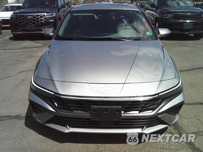2025 Hyundai Elantra SEL Convenience - zdjęcie 14 z 23 - miniatura
