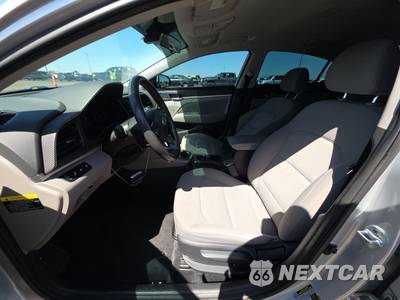 2019 Hyundai Elantra SEL Sedan - zdjęcie 7 z 51 - miniatura