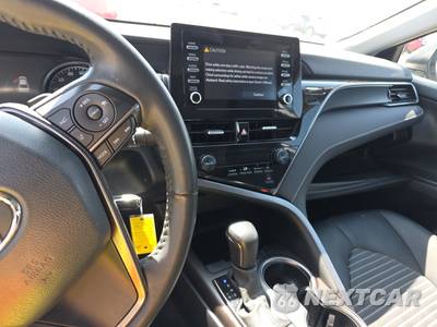 2024 Toyota Camry SE - zdjęcie 11 z 28 - miniatura