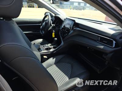 2024 Toyota Camry SE - zdjęcie 8 z 28 - miniatura