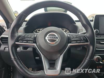 2021 Nissan Altima SR - zdjęcie 10 z 25 - miniatura