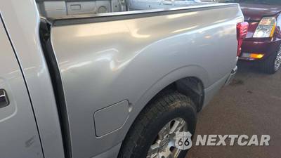 2017 Nissan TITAN SV Crew Cab Short Bed - zdjęcie 26 z 28 - miniatura