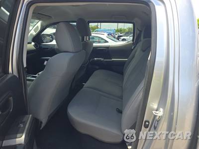 2018 Toyota Tacoma SR5 Crew Cab Medium Bed - zdjęcie 13 z 18 - miniatura
