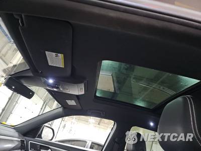 2022 Volkswagen Atlas Cross Sport V6 SEL Premium R-Line - zdjęcie 18 z 21 - miniatura