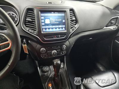 2022 Jeep Cherokee X - zdjęcie 11 z 24 - miniatura