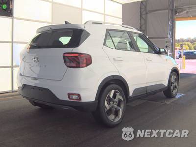 2022 Hyundai Venue SEL - zdjęcie 4 z 18 - miniatura