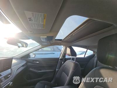 2024 Nissan Altima SV - zdjęcie 18 z 22 - miniatura