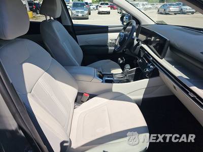 2025 Hyundai Tucson SEL - zdjęcie 8 z 30 - miniatura