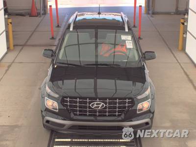 2025 Hyundai Venue SEL - zdjęcie 2 z 21 - miniatura