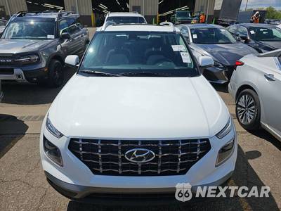 2025 Hyundai Venue SEL - zdjęcie 2 z 23 - miniatura
