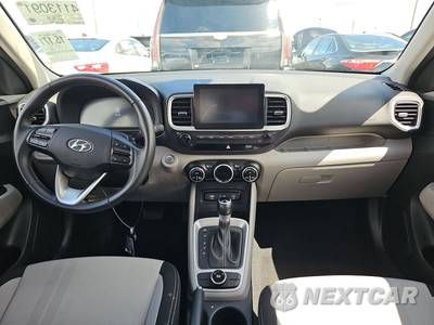 2025 Hyundai Venue SEL - zdjęcie 11 z 23 - miniatura
