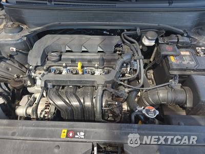 2025 Hyundai Venue SEL - zdjęcie 15 z 21 - miniatura