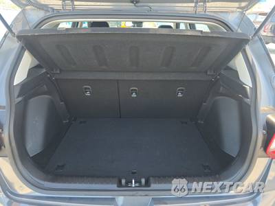 2025 Hyundai Venue SEL - zdjęcie 16 z 21 - miniatura