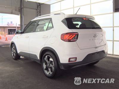 2025 Hyundai Venue SEL - zdjęcie 6 z 22 - miniatura