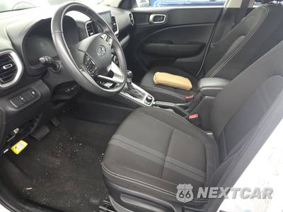 2025 Hyundai Venue SEL - zdjęcie 7 z 28 - miniatura