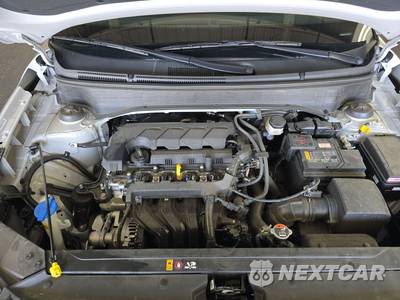 2025 Hyundai Venue SEL - zdjęcie 15 z 34 - miniatura