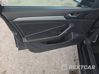 2025 Volkswagen Jetta Sport - zdjęcie 9 z 24 - miniatura