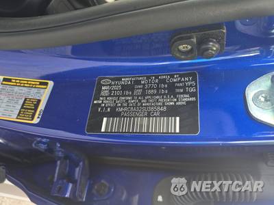2025 Hyundai Venue SEL - zdjęcie 14 z 22 - miniatura