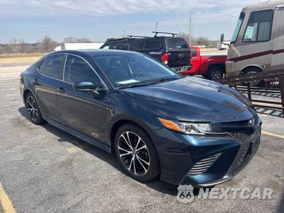 2020 Toyota Camry SE - zdjęcie 5 z 17 - miniatura