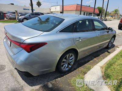2020 Toyota Avalon Hybrid XLE - zdjęcie 4 z 27 - miniatura