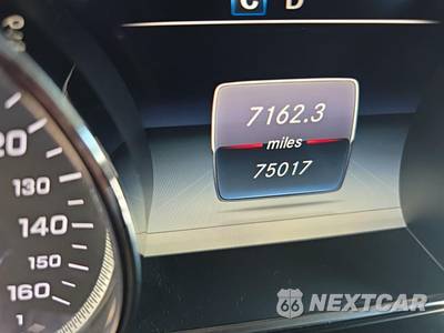 2018 Mercedes-Benz E 300 4MATIC Sedan - zdjęcie 15 z 23 - miniatura