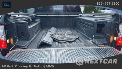 2016 Nissan TITAN XD Platinum Reserve Crew Cab Medium Bed - zdjęcie 43 z 46 - miniatura