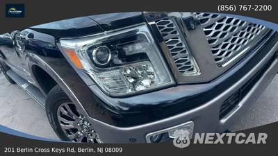 2016 Nissan TITAN XD Platinum Reserve Crew Cab Medium Bed - zdjęcie 8 z 46 - miniatura