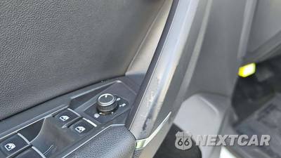 2018 Volkswagen Tiguan SE - zdjęcie 22 z 25 - miniatura